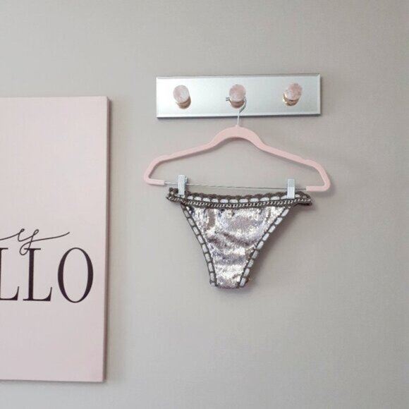 NWT Sugarfree sequin crochet metallic bikini top & bottom set - Picture 14 of 16